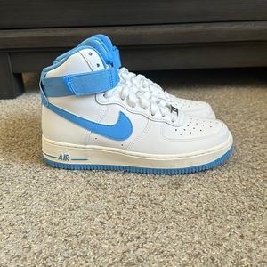 Nike Air Force 1 High OG Sneaker in White & University Sail Blue size 7.5